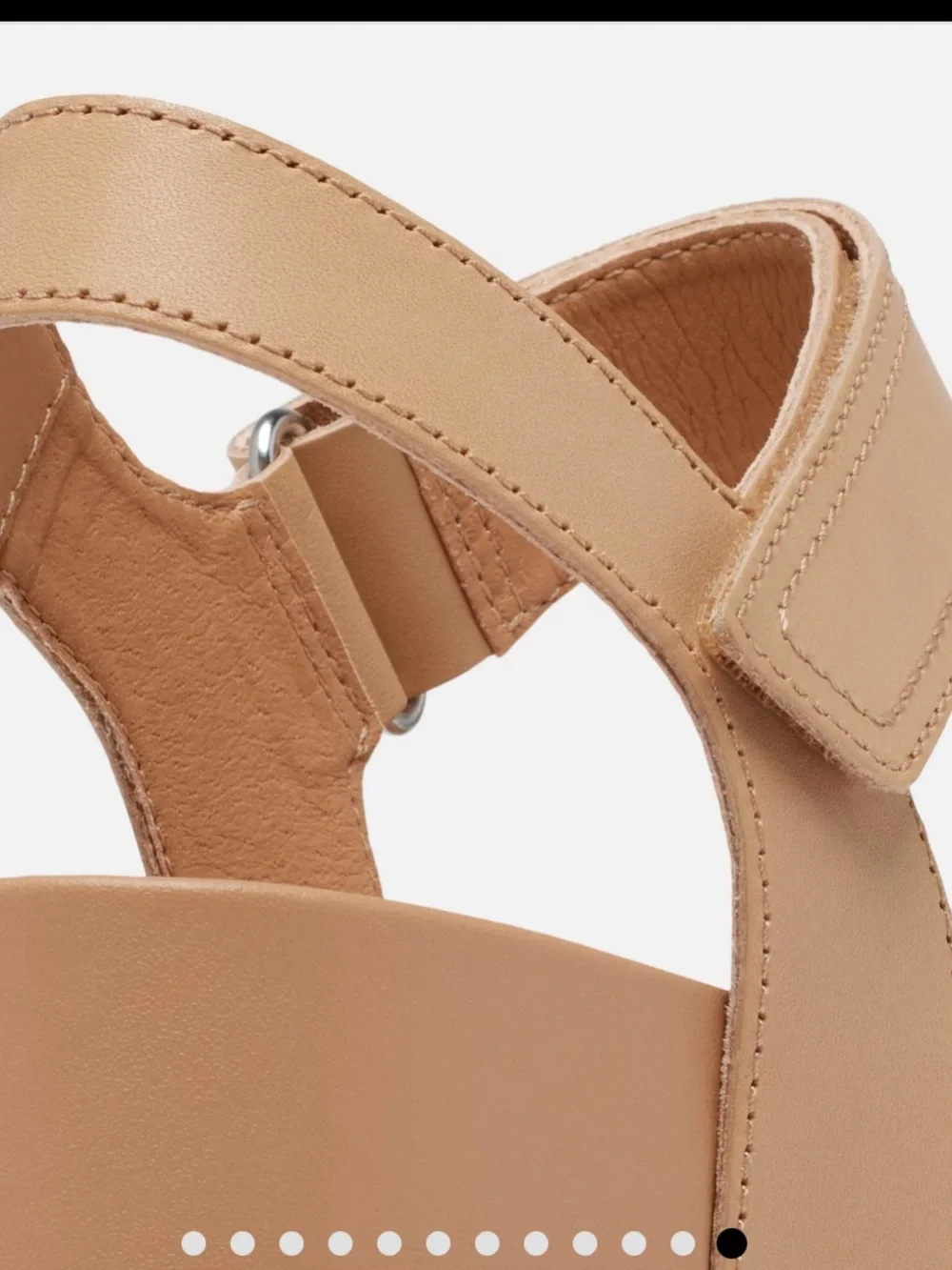Sorel Joanie IV V-Strap Wedge Sandal - Tan & Cream